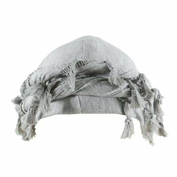 Chapeau décoratif avec pompons