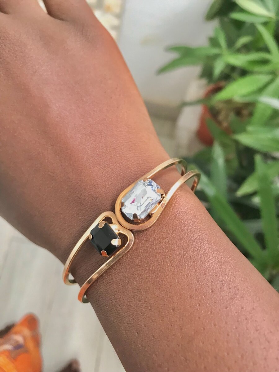 Bracelet élégant en pierres précieuses