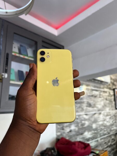 iPhone 11