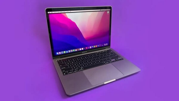 Apple Macbook Pro M2 8gb RAM 256GB SSD