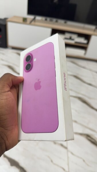 iPhone 16