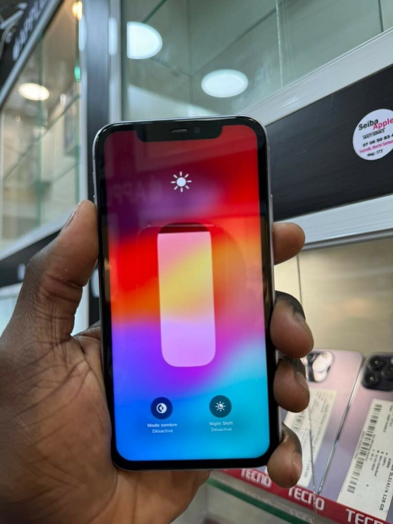 iPhone 11