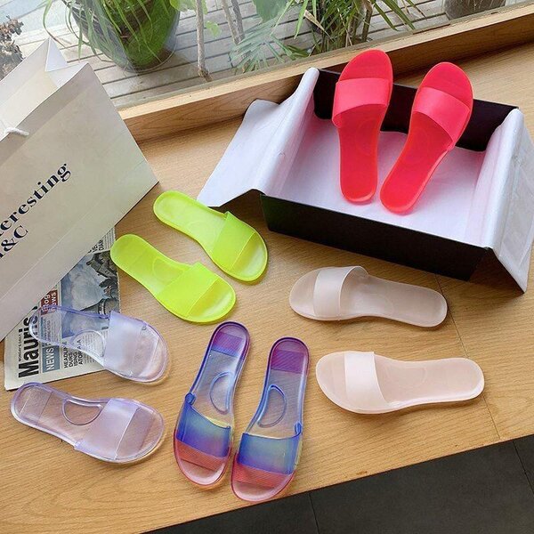 slippers