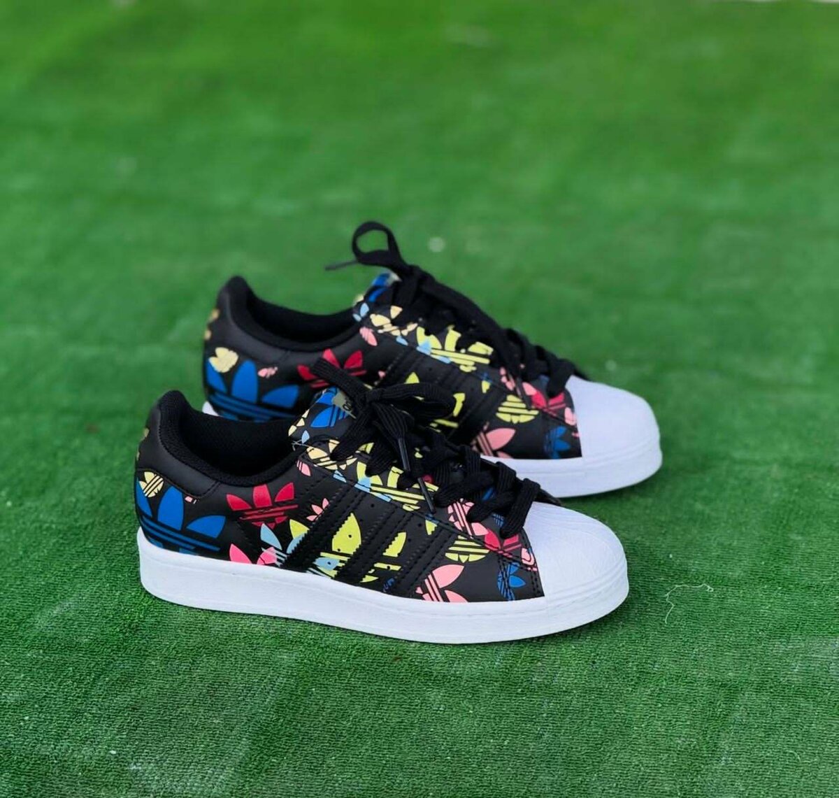 ADIDAS superstar campus