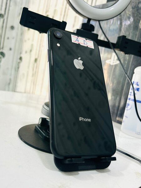 iPhone XR