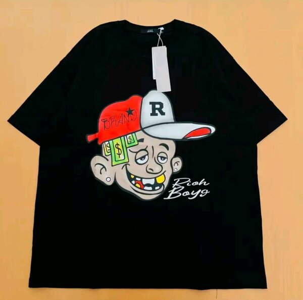Tee shirt