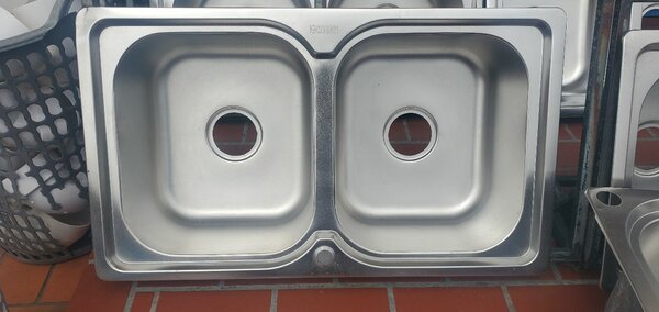 Kitchen sink