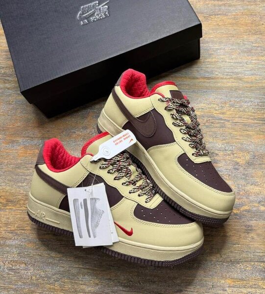 NIKE AIR FORCE