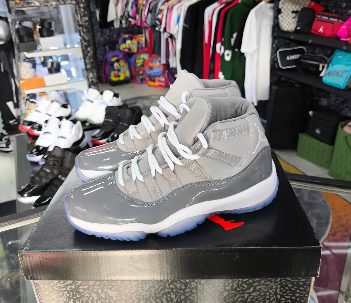 Jordan 11