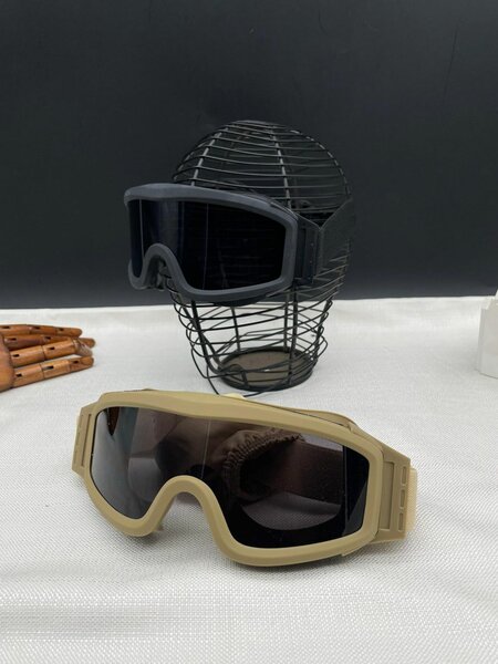 Fashion shades