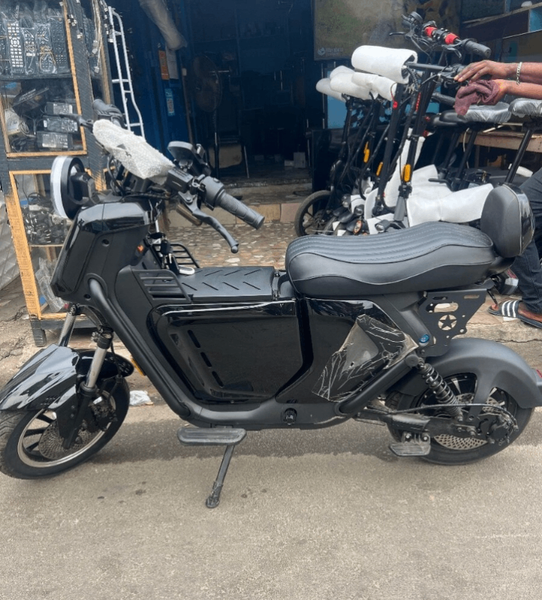 Scooter électrique urbain moderne