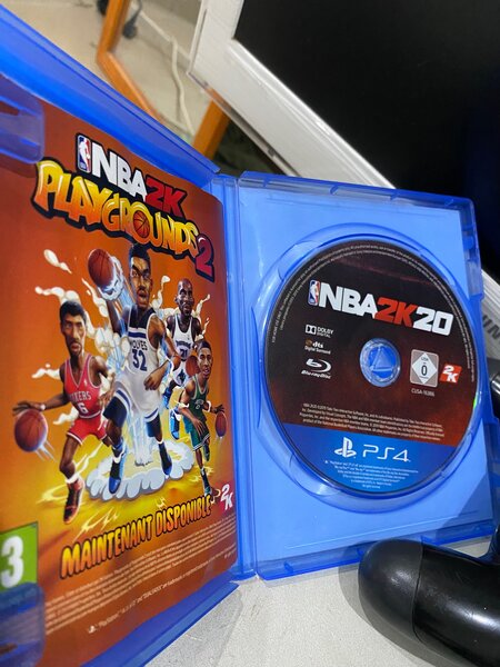 Jeux premium PS4