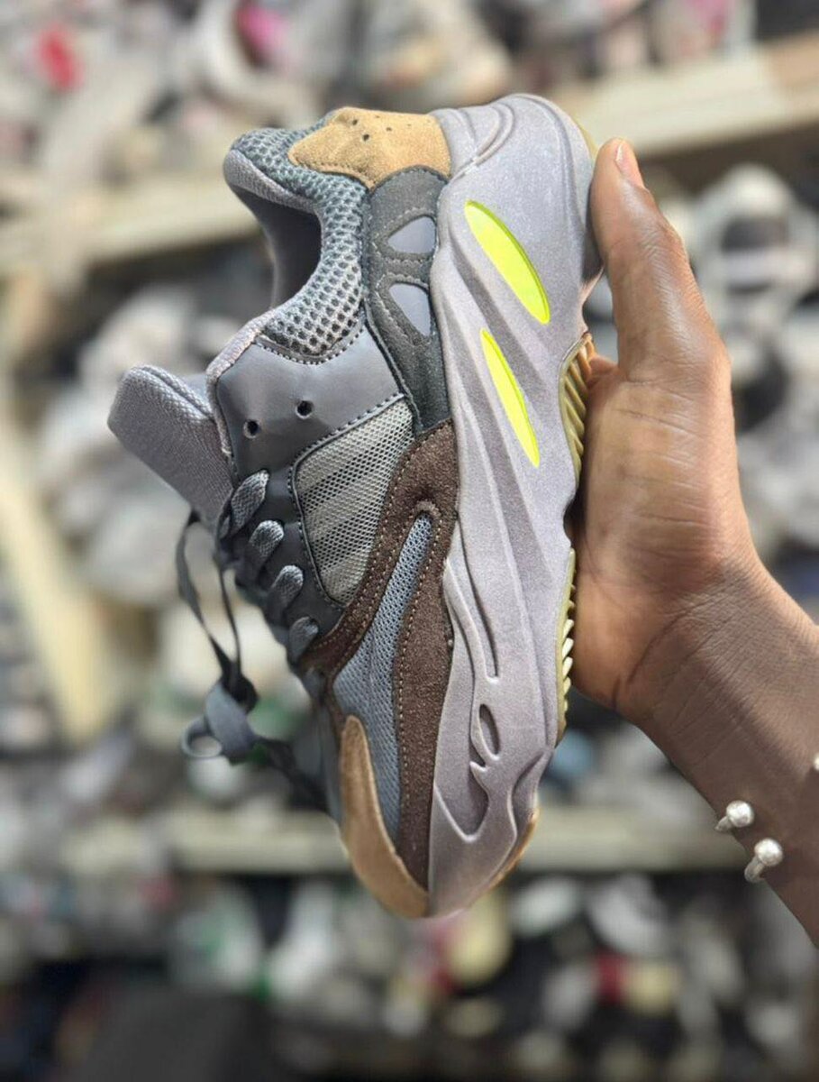 Paire de chaussures