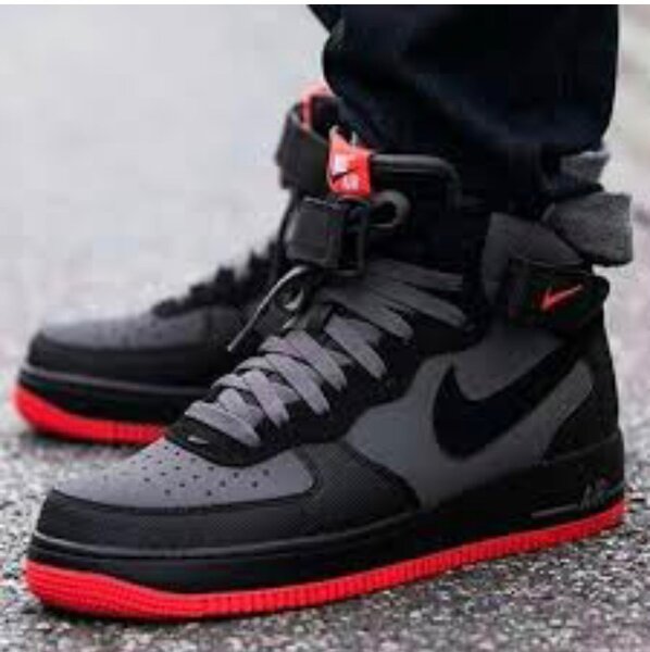Basket noire