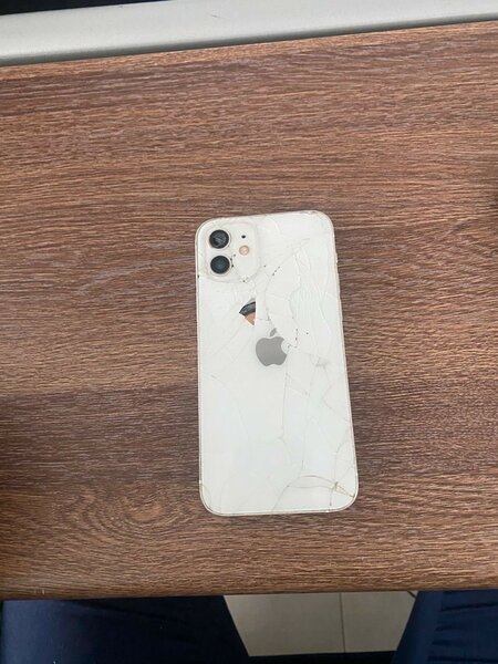 iPhone 12