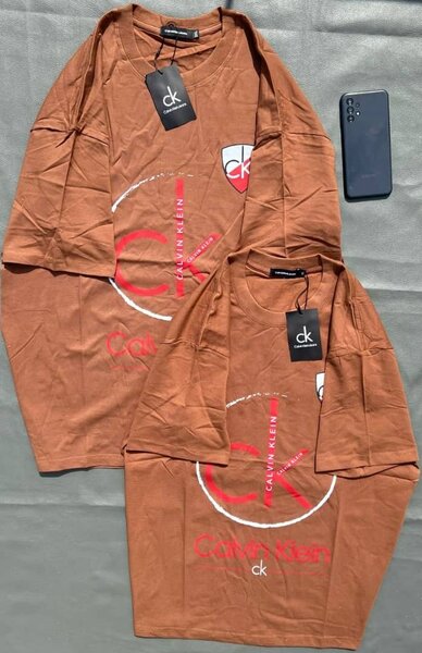 T-shirts graphiques tendance