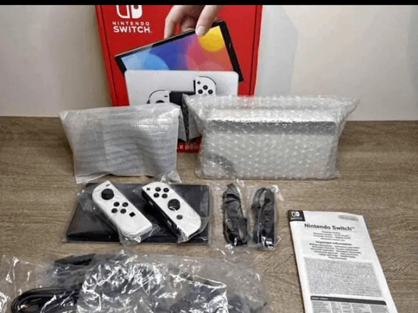 Console Nintendo Switch OLED