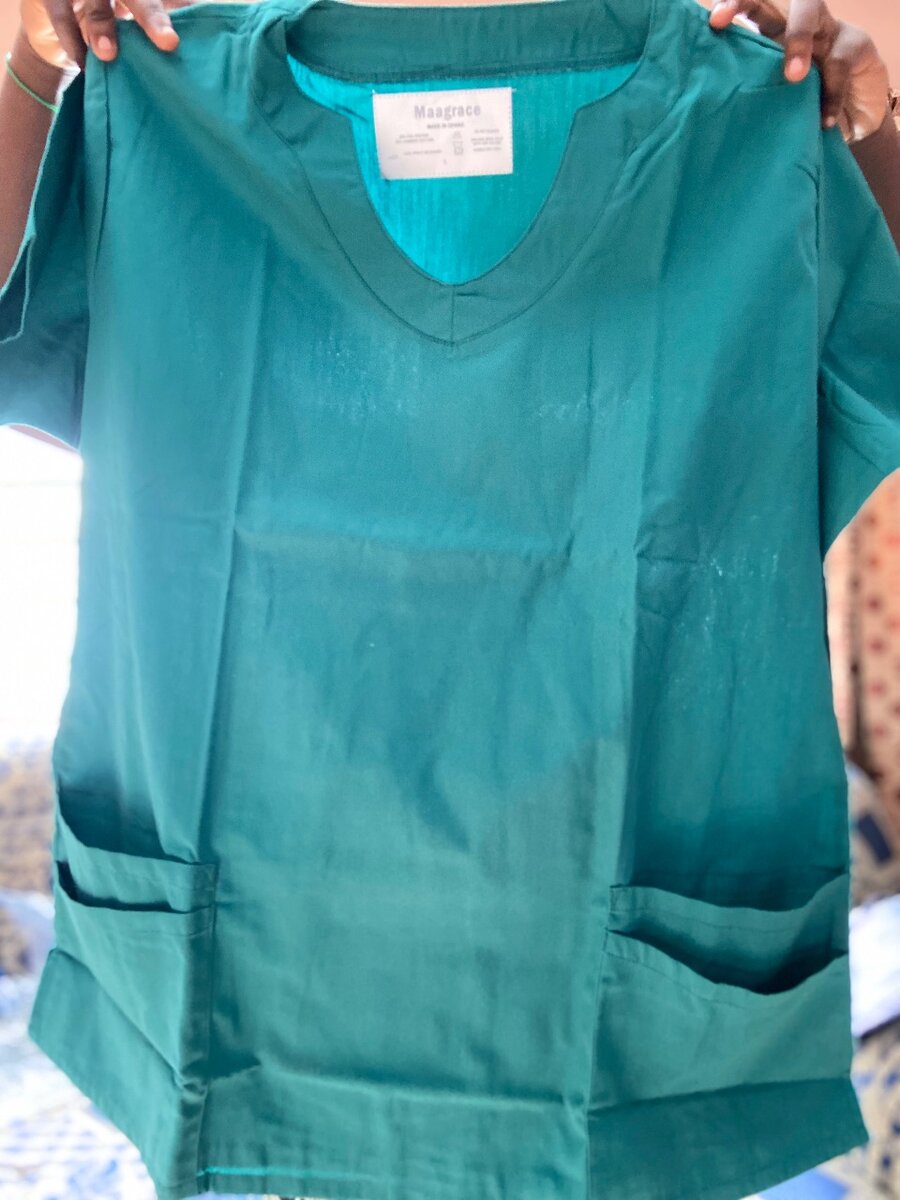 Nursing scrubs for both genders