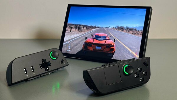 Lenovo Legion Go 8
