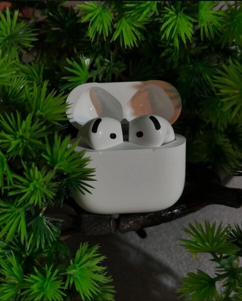 AirPod 4