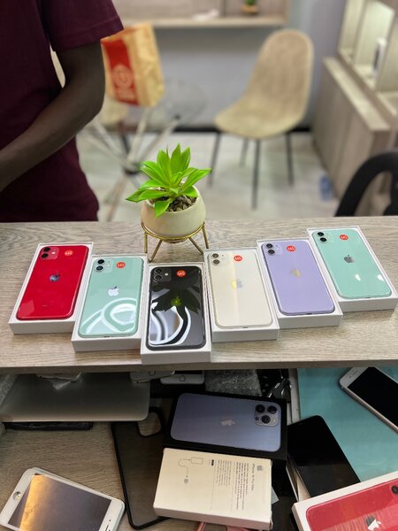 iPhone 11