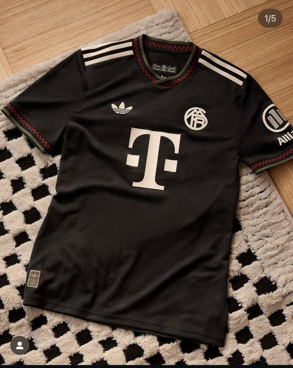 Maillot de football Adidas noir