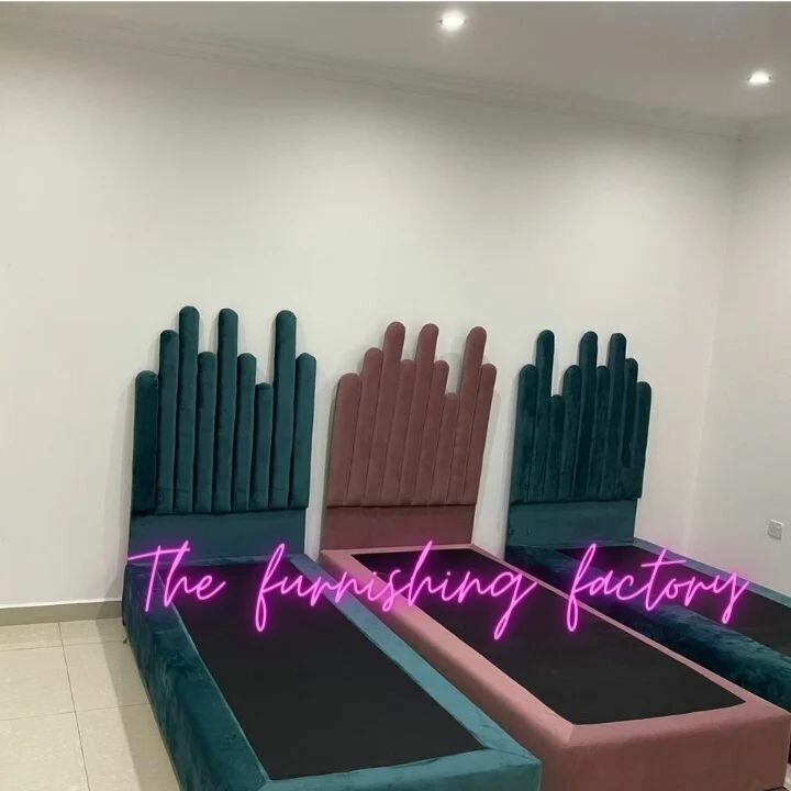 3 single beds 
