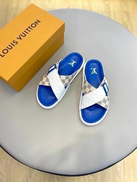 SLIPPERS