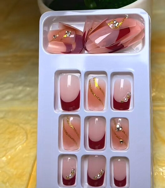 Faux Ongles Mains