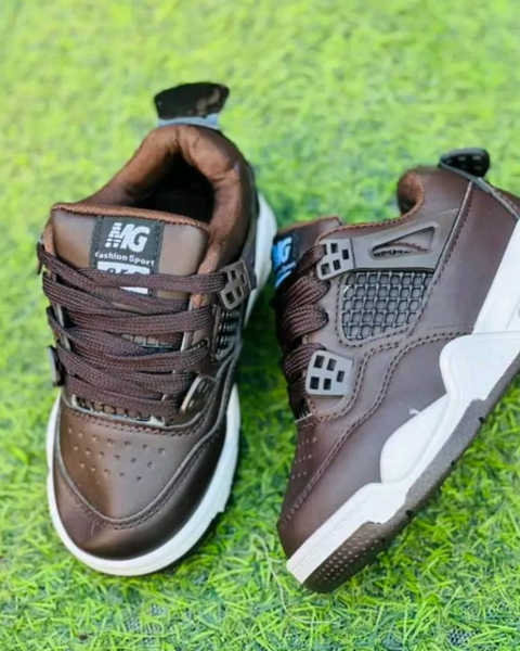 Kids sneakers