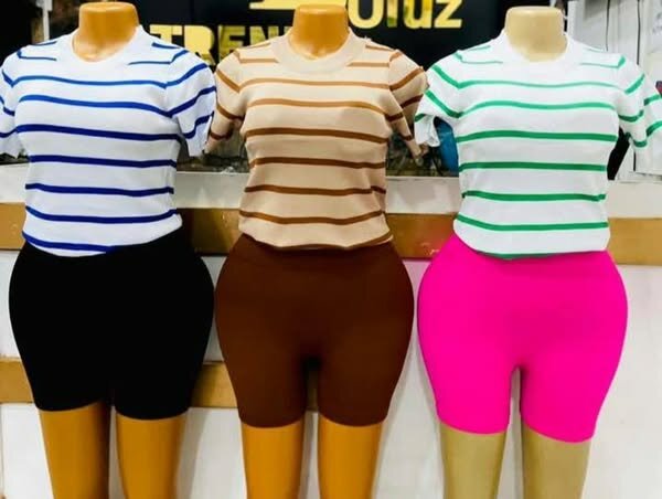 women's Tops 