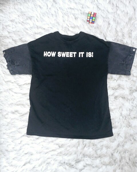 Roundneck T-shirt