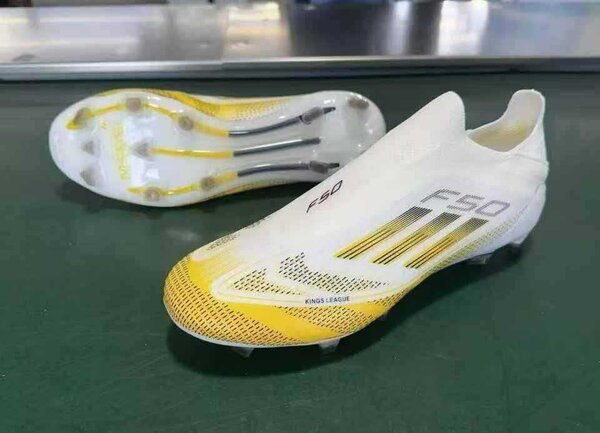 Paire de football F50