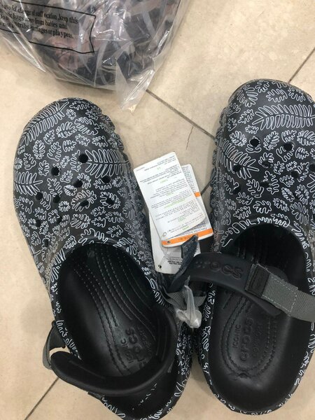 Fashionable crocs