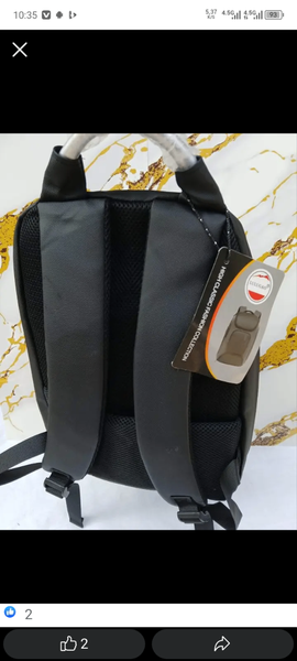 Sac à dos élégant noir