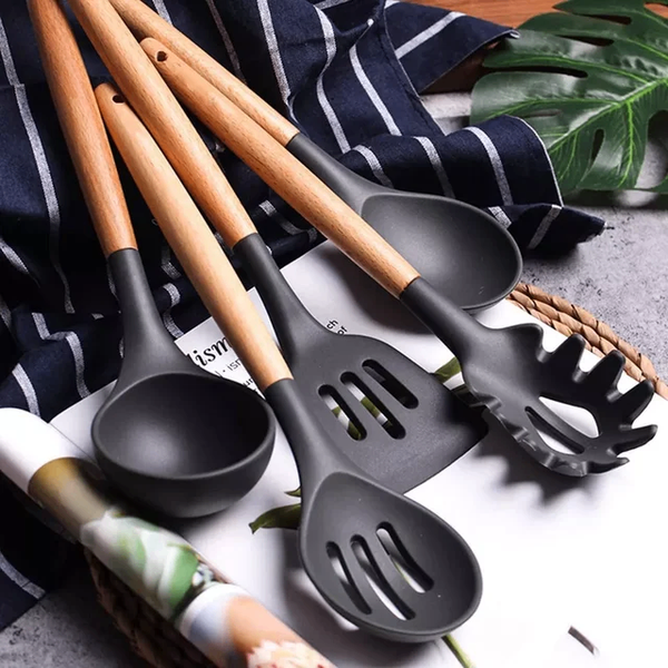 Ensemble de 12 ustensiles de cuisine en silicone
