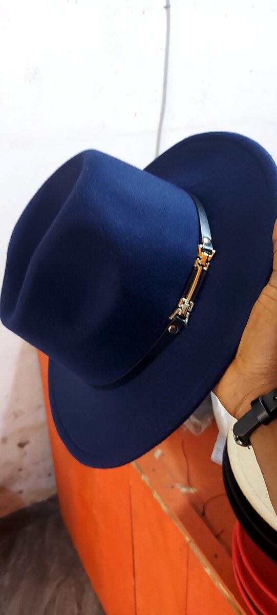 Chapeaux neufs