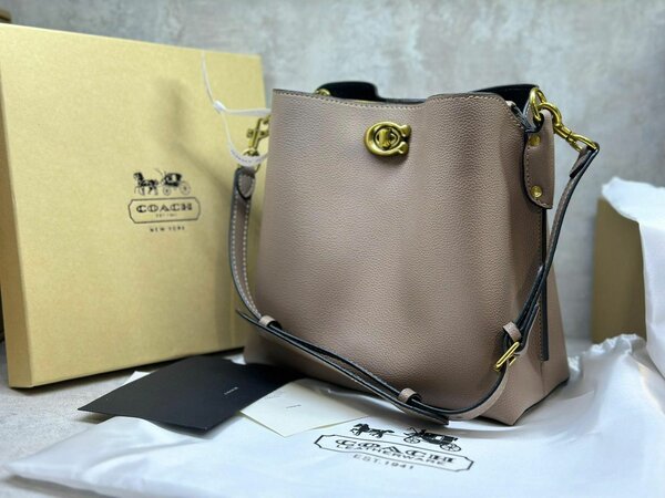 COACH