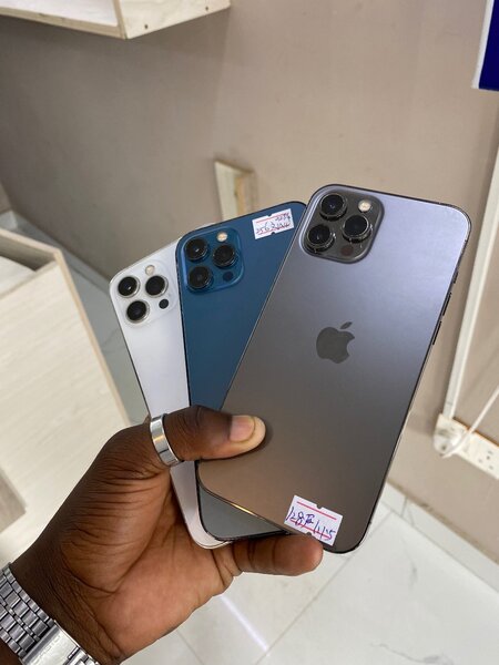 iPhone 12 Pro Max