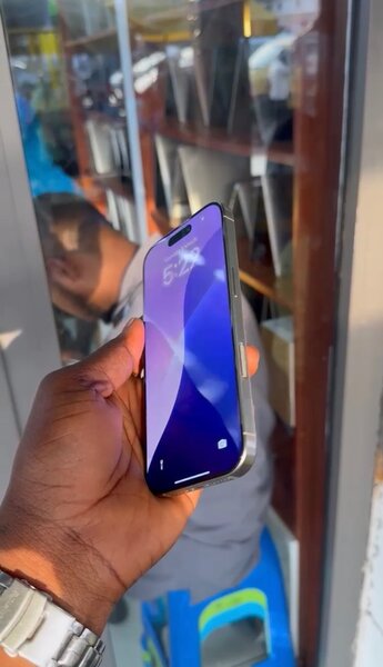iPhone 16pro