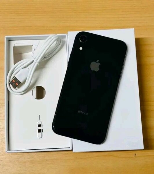 iPhone XR Noir 128GB