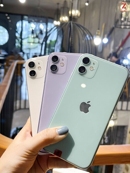 iPhone 11
