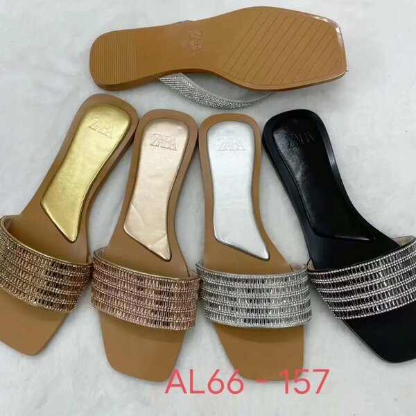 New stock slippers