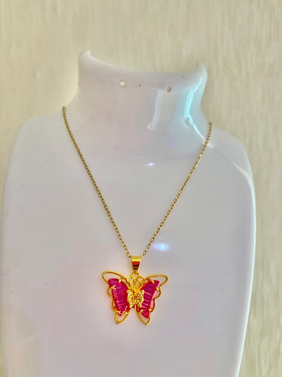 Ladies Necklace