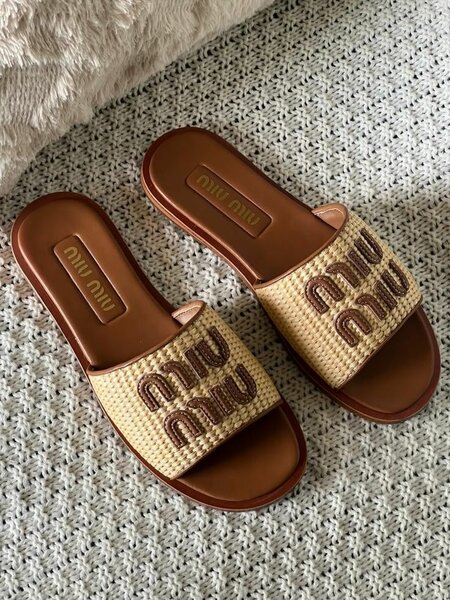 Flip flops
