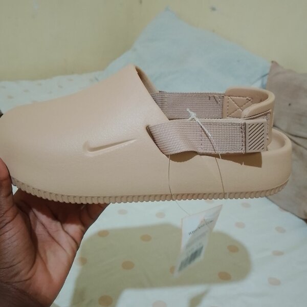 NIKE CROCS
