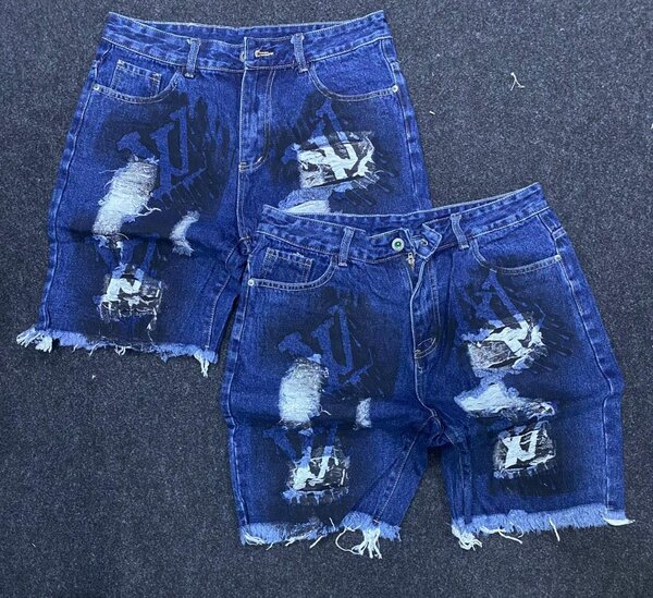 Short jeans