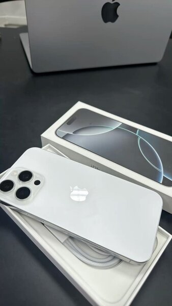 IPHONE 16 PRO