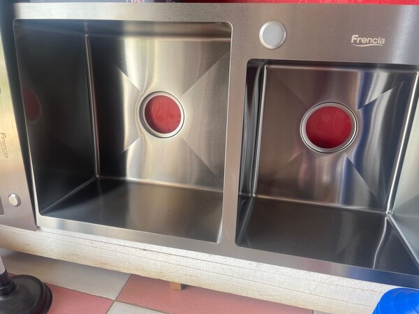 Kitchen sink