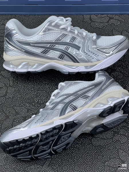 ASICS